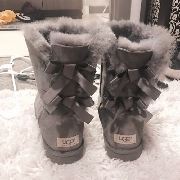 UGG BOW TIE BOOTS-GRAY